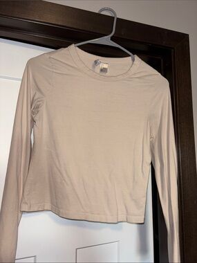 H&M Long Sleeve Crewneck Top in Light Beige